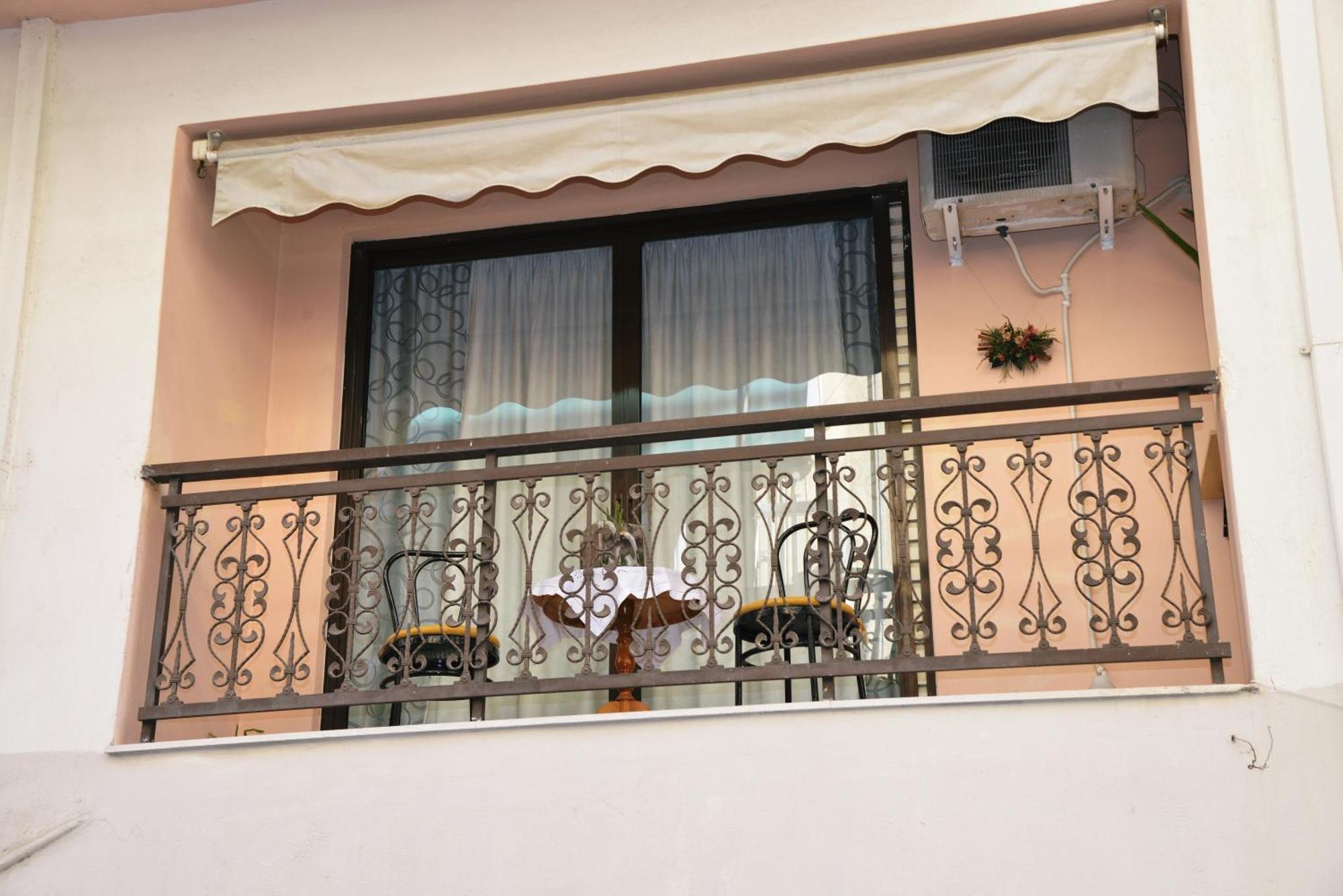 Traditional House เอเธนส์ ภายนอก รูปภาพ